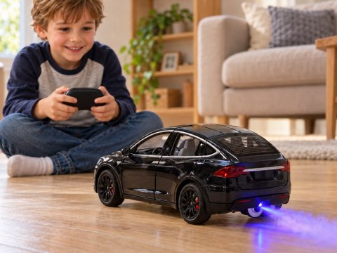 Autko Tesla Model X RC 1:22 metalowy samochód na pilota LED dym RC0772