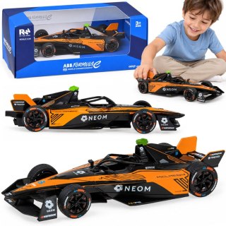 AUTO metalowe Model bolidu NEOM McLaren Formula E 1:24 ZA6397